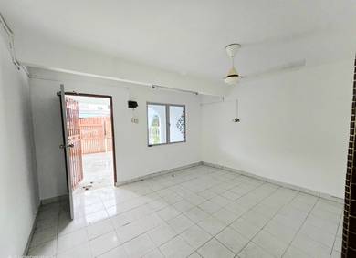 2 storey | Taman Megah Ria | Masai | 2Bed 2Bath | below market rate