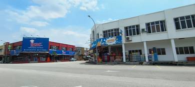 Corner Unit Ground Floor Shop @ Subang 2,Shah Alam,Selangor For Rent