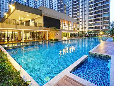 Near Elmina Mall - 2 Rooms 1 Bath FREE 2 Carpark - 10 Mins MRT & LRT