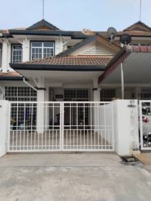 2 room available for rent