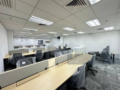 Modern Fitted Office in Bandar Puteri Puchong !