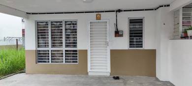SP8 Saujana Putra Double Storey for rent