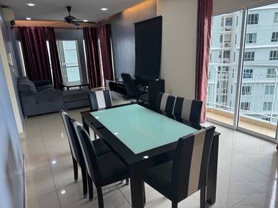 Metropolitan Square condo, Block C, corner unit