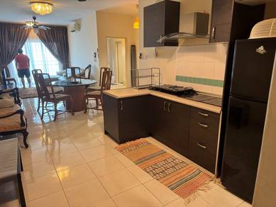 Metropolitan Square condo, Block E, Middle floor and facing outside