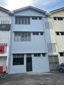 Molek 1/8 24*100Sqft Ground Floor Taman Molek Johor