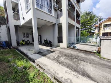 Seri Pristana Sungai Buloh Semi D Townhouse For Sale