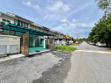 [FACING OPEN] 2 Storey,D’SENTRAL Superlink,Bandar Seri Putra,Bangi
