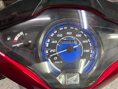 HONDA FUTURE 125(boleh loan)