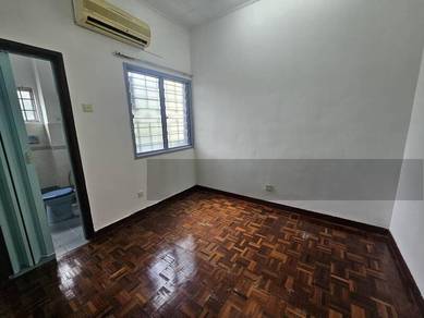 Corner unit 2 Storey Link House Endlot