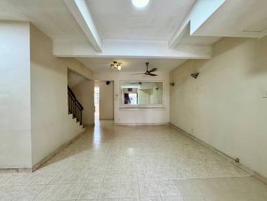 Double Storey Terrace Jalan Serambi U8 Bukit Jelutong