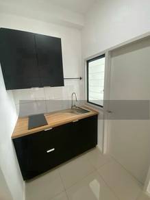 Savvy Riana Dutamas | Modern Fully Furnished Condo | Prime Location
