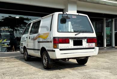 Nissan VANETTE C22 1.5 (M) Semi Panel