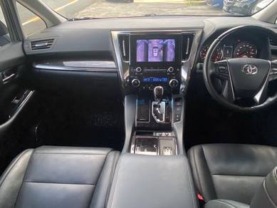 Toyota VELLFIRE 2.5 ZG (A)