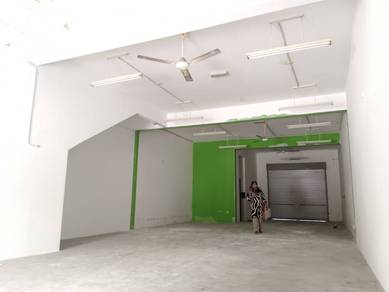 Facing Mainroad 2 Sty Shop Putra Perdana Puchong La Cottage