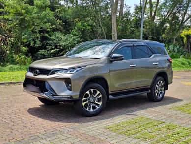Toyota FORTUNER 2.8 VRZ MY21 (A)