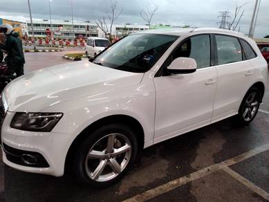 Audi Q5 3.2 L V6 FSI (A)