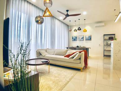 DreamCity Premium Selection Mines UPM APU AISM