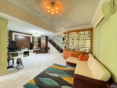 Mount Austin Jalan Mutiara Emas Double Storey Terrace House Corner G&G