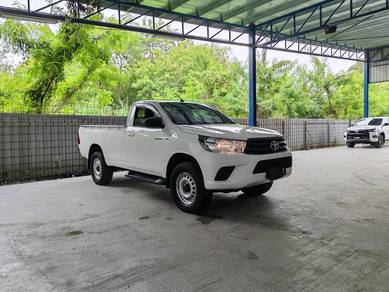 Toyota HILUX 2.4 MT (M) VNT SINGLE CAB 4X4