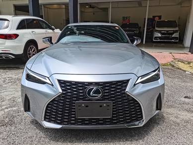Lexus IS300 2.0 BASE GRADE 5A FULL LEATHER