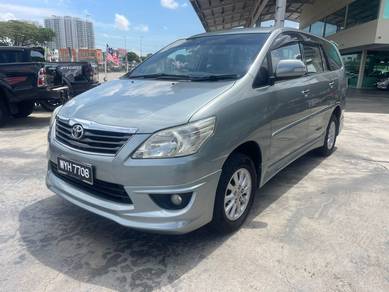 Toyota INNOVA 2.0 G (A)
