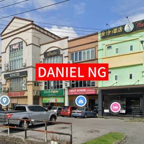 3.5 STOREY SHOPLOT FOR SALE iN FRONT OF 3RD MILE WET MARKET KUCHING