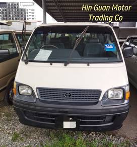 Toyota Hiace Window Van 2.5 (M) Diesel