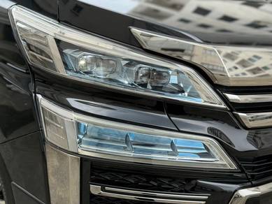 Toyota VELLFIRE 2.5 ZG StarlightRoof 40km 1yrwrty