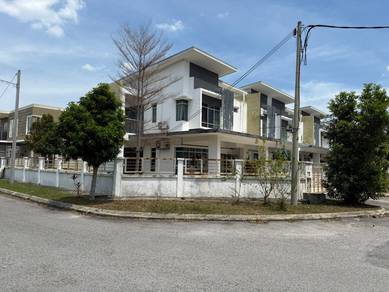 Spacious Corner Lot Double Storey Terrace House @ Olive Hillpark
