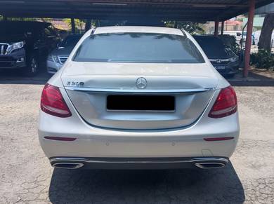 Mercedes Benz W213 E200 AVANTGARDE 1 Owner