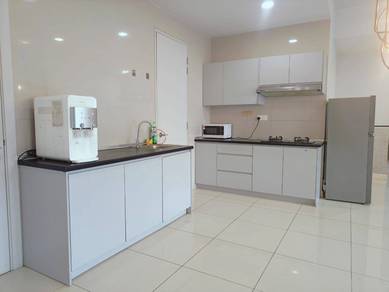 FULLY FURNISH Secoya Residences Pantai Condominium 1360 sqft