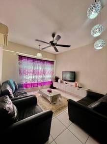 Axis Residence ,FULLY FURNISHED, WELL KEPT NICE OWNER ,LRT