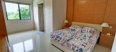 Radiant Maisonet | Low Density | Likas