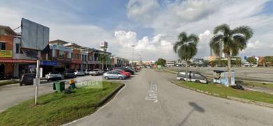 Huge End Lot Ground Floor Shoplot For Rent! Bandar Botanic Facing Open
