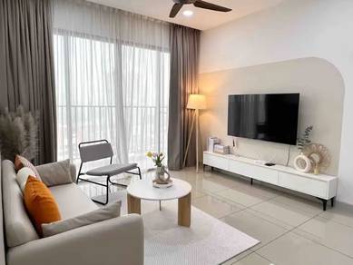 3R2B Fully Furnish Condo【Full Loan & Freehold!!】Dkt MRT & University!!