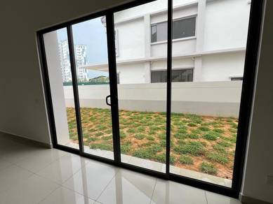 LOW PRICE!!! Sejati Lakeside FOR SALE!!! SEMI-D