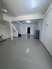 (Non Bumi) Renovated End Lot Taman Marin, Muar