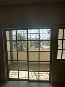 FOR SALE 2sty BERJAYA PARK Seksyen 32 Shah Alam+BASICUNIT+RENOVATED+++