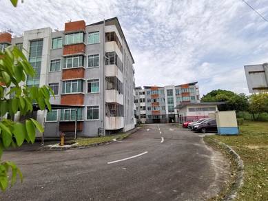 University Apartment 2 (UA2) @ Jalan UMS  - 3 Bilik Tidur - 750sqft
