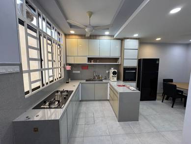 Taman Sri Nibong 2.5-Storey House 4-bedrooms Fully Renovated Extended