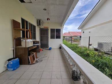 Single Storey Terrace Corner - Senadin