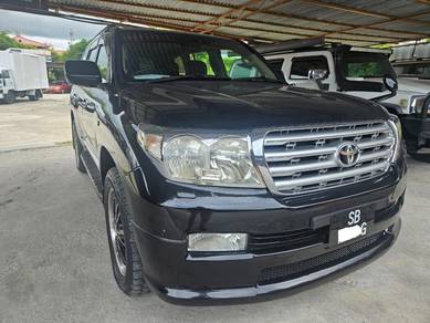 Toyota LANDCRUISER V8 4.5 (A)