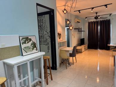 Metropolitan Square condo, Block D, furnished with dryer and washer
