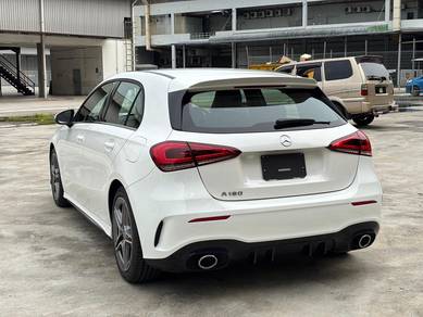 KM ✨2020 Mercedes Benz A180 BASE HATCHBACK✨