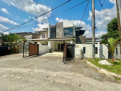 Taman Mentari, Semenyih. Double Storey Semi D Corner Lot