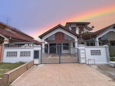 Jalan Bukit Impian 1.5 Storey Endlot With Land Renovated Skudai