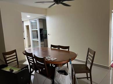 1520SF Surin Condo Tg Bungah 3-rooms Partly Renovated 2-C/Car Parks