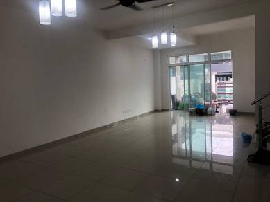 Jalan Samping 2 Storey Bukit Jaya, Ulu Tiram