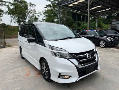 Nissan SERENA 2.0 S-HYBRID HIGHWAY STAR