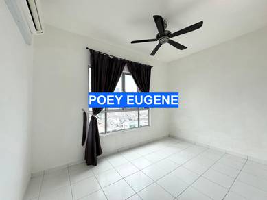 Golden Triangle Corner Lot 1315sqft Renovated Kitchen 2 Car Park Relau